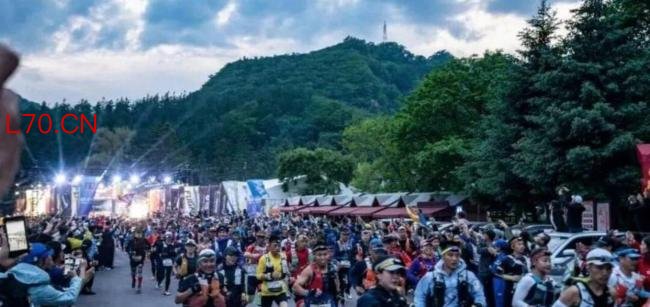 辽宁关门山越野跑“野人哥”爆火