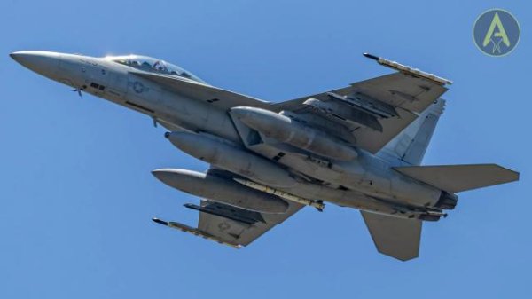 9年就搞了个“AIM-120E”？美军下一代空空导弹AIM-260真身曝光